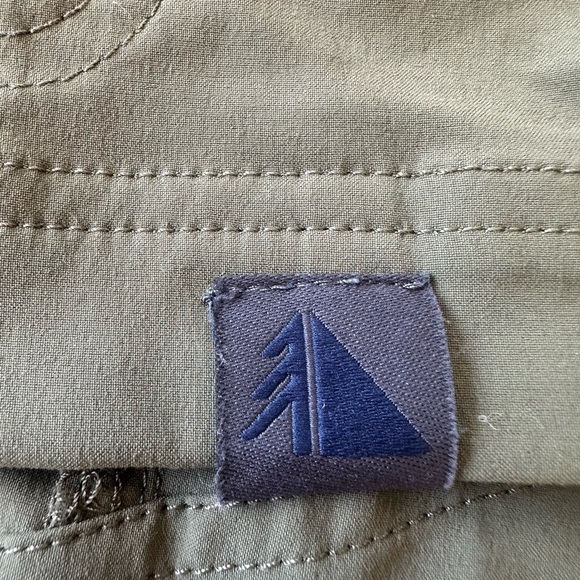 L.L. Bean Women's Olive Green Performance Utility Vest Sleeveless Sz S - Picture 8 of 10